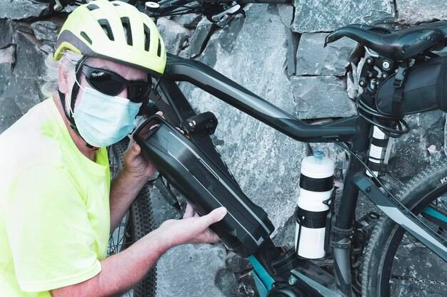 Wypadek na rowerze bez kasku a odszkodowanie czy można liczyć na wypłatę?